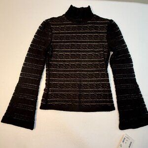 CLASSIQUES ENTIER BLACK LACE TOP WITH BELL SLEEVES--NWT--SIZE MEDIUM--STUNNING